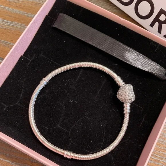 brand new! Could not exchange at store because passed the 30day return policy. - Picture 2 of 2